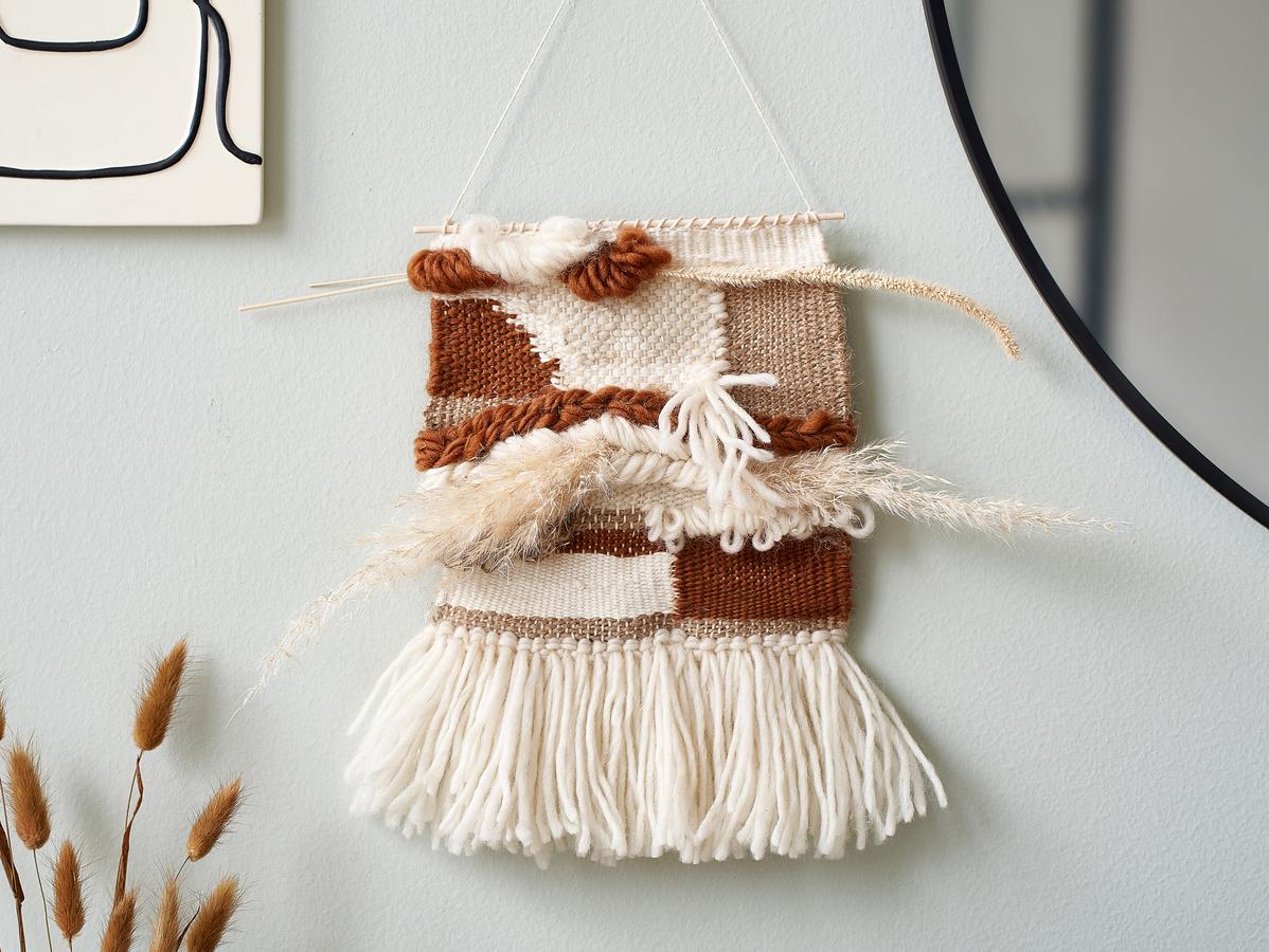 Geel macramé wanddecoratie handgemaakt katoenen wa