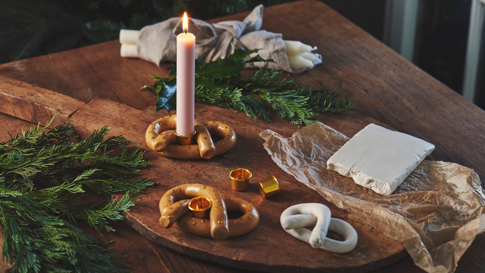 DIY • Couronne de Noël 🎄 Je pense que j'ai envie de faire ce DIY depuis au moins 3 ans 😅 et je me demande pourquoi j'ai attendu si longtemps quand on