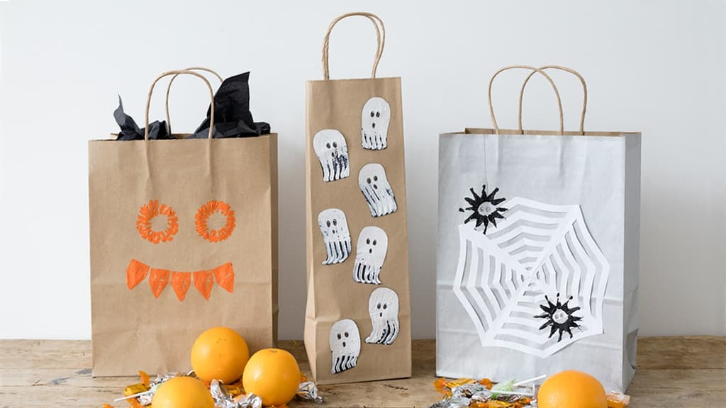 Sacchetti per dolcetti di Halloween, 24 sacchetti regalo per dolcetto o scherzetto di Halloween, 24 adesivi per Halloween, sacchetti per feste di Halloween