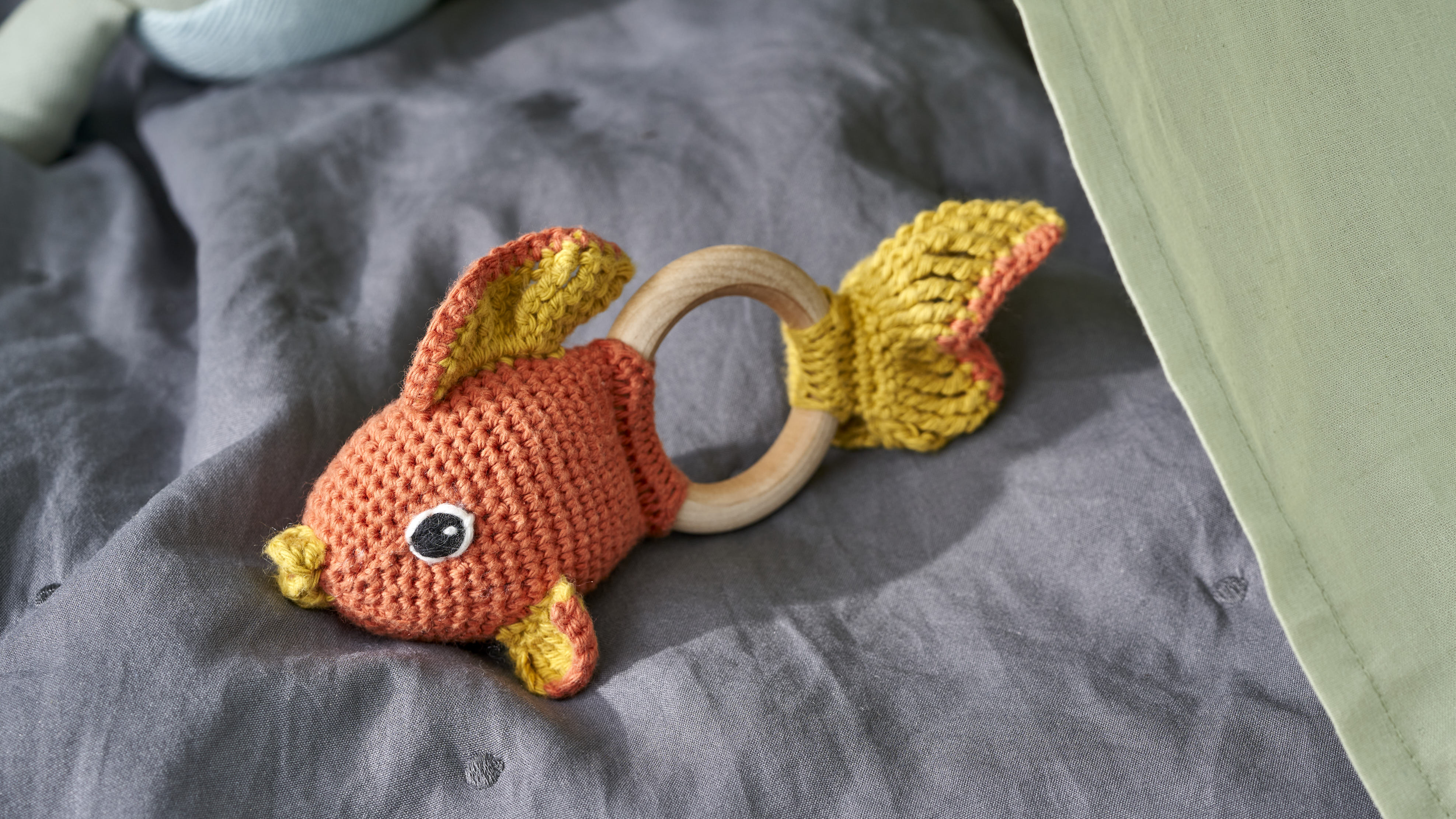 Heklet rangle med gullfisk | DIY-prosjekter | Søstrene Grene